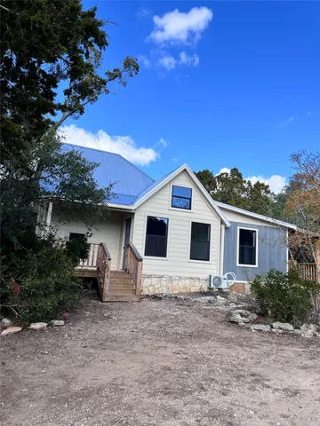 $1,600 | 1565 Pump Station Road, Unit MAIN A, Wimberley, TX 78676