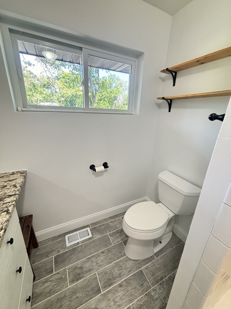 219 James Road Spring Grove, IL 60081 - Photo 17 of 21