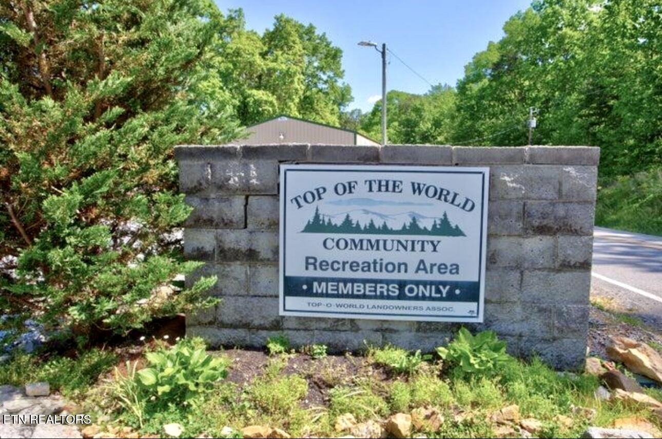 8 Bear Road Tallassee, TN 37878 - Photo 4 of 13 IMG_5395