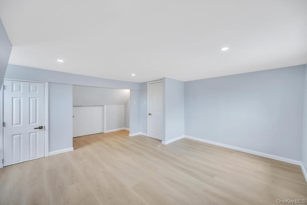 207 August Road North Babylon, NY 11703 - Photo 10 of 22