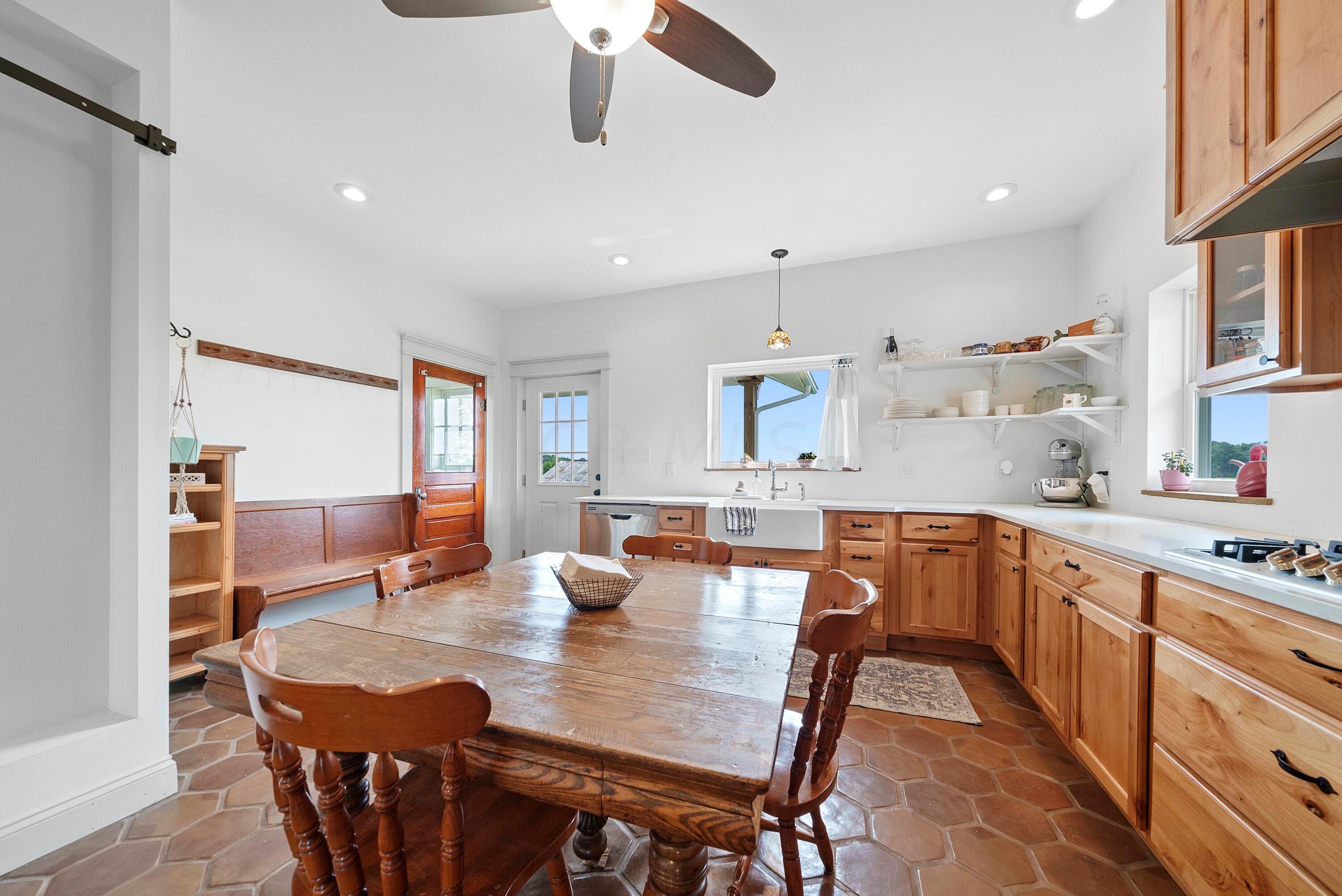3006 Weaver Road Mount Vernon, OH 43050 - Photo 14 of 51 DSC06637