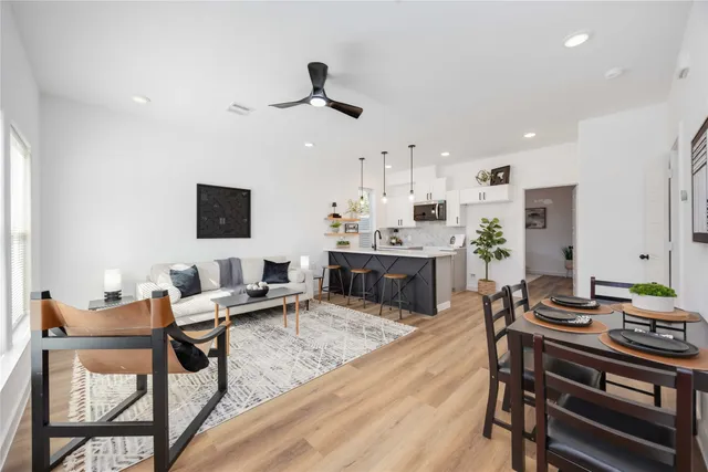 $1,690 | 5811 Senior Street, Unit B, Houston, TX 77016