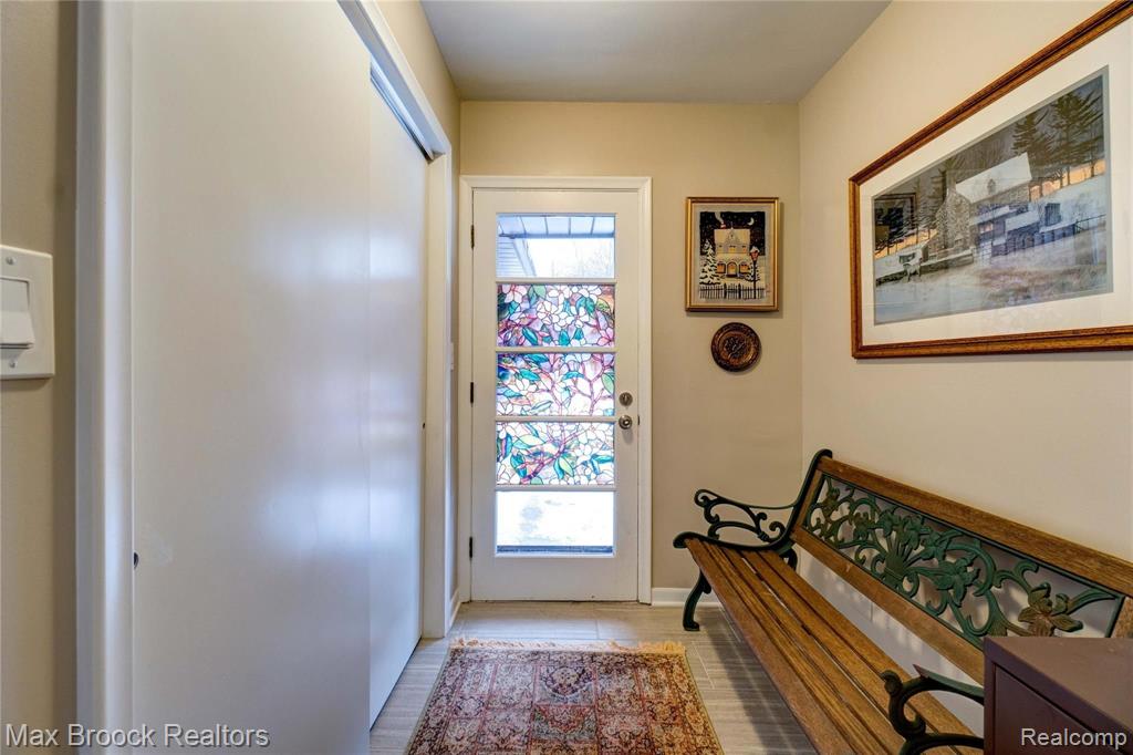 6865 Halyard Road Bloomfield Hills, MI 48301 - Photo 44 of 49