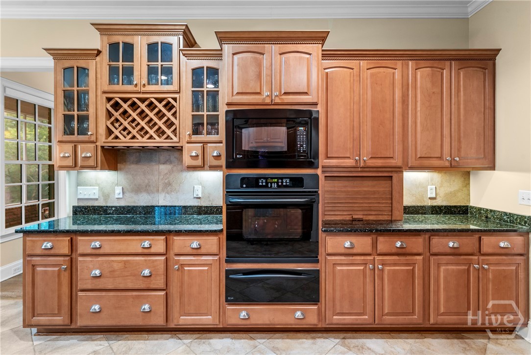 103 Busbridge Cove Pooler, GA 31322 - Photo 26 of 62 Microwave, Oven, Warming Oven