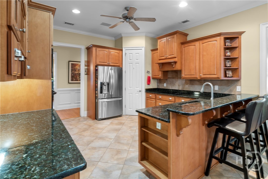 103 Busbridge Cove Pooler, GA 31322 - Photo 27 of 62 Breakfast Bar