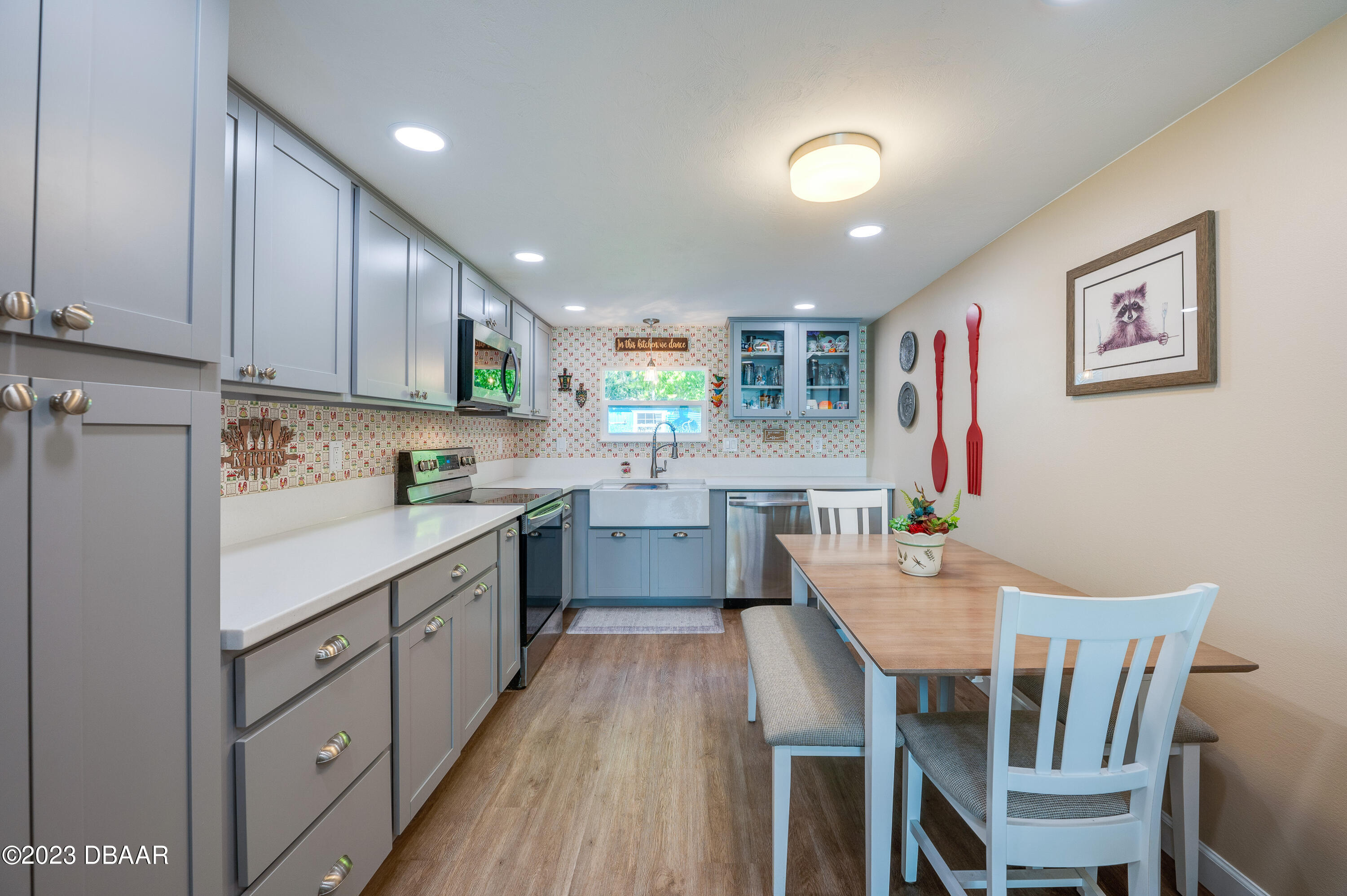 637 Ruth Street Port Orange, FL 32129 - Photo 10 of 33 Kitchen