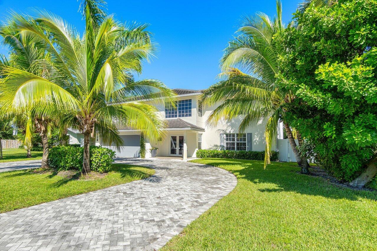 769 Northwest 7th Street Boca Raton, FL 33486 - Photo 3 of 27 001-769Northwest7thStreet-BocaRaton-FL-3