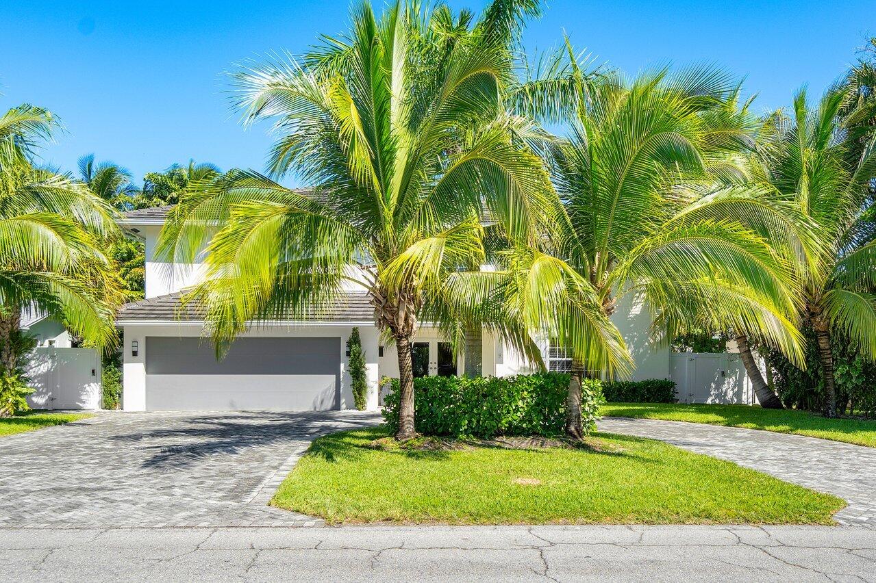 769 Northwest 7th Street Boca Raton, FL 33486 - Photo 4 of 27 002-769Northwest7thStreet-BocaRaton-FL-3