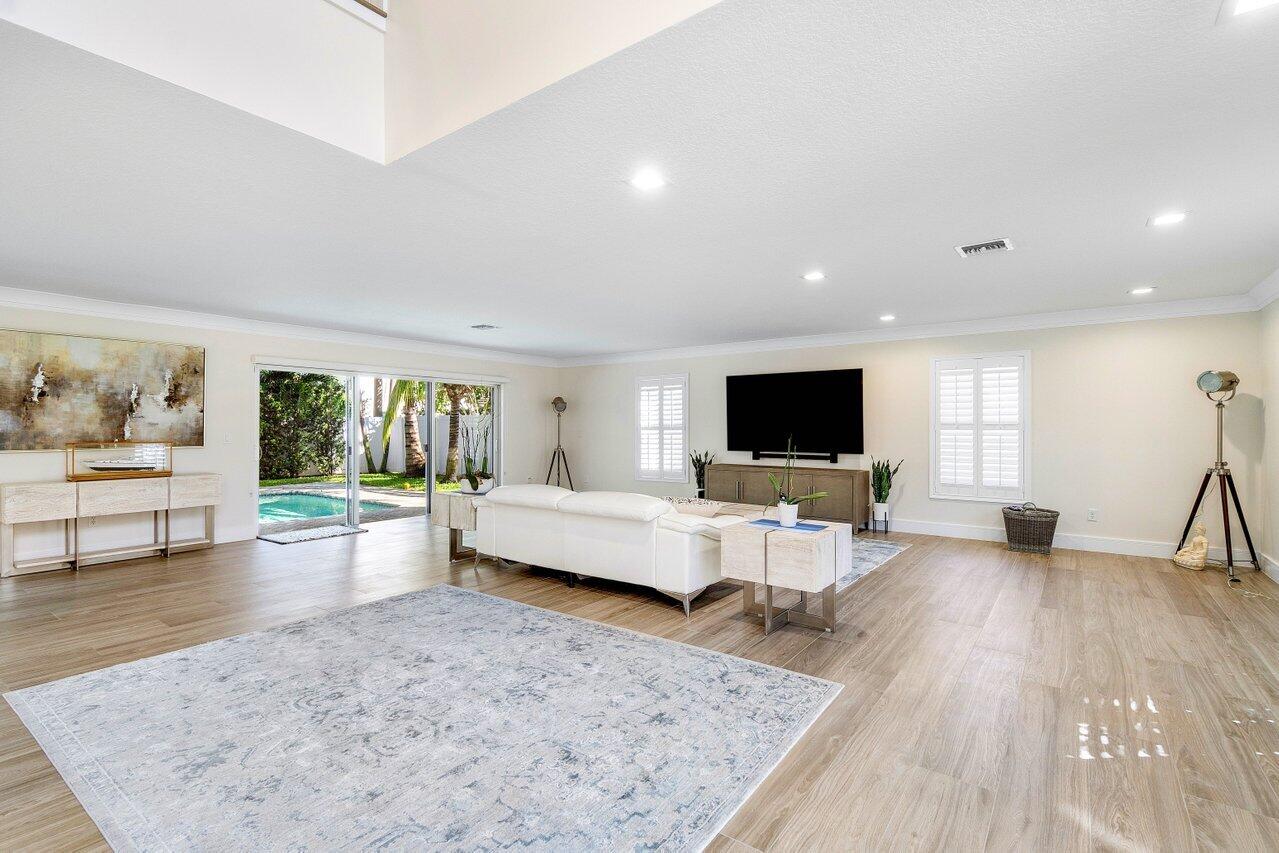 769 Northwest 7th Street Boca Raton, FL 33486 - Photo 8 of 27 007-769Northwest7thStreet-BocaRaton-FL-3