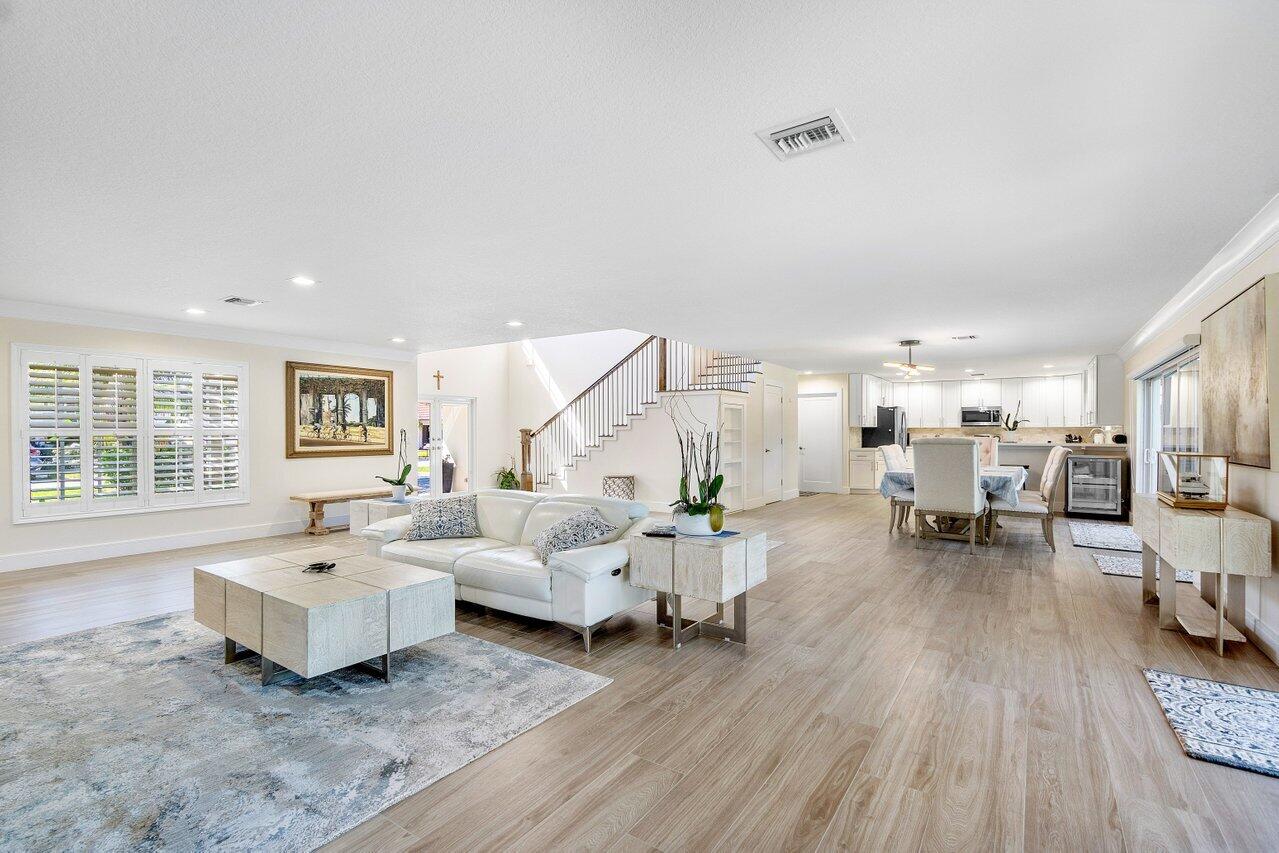 769 Northwest 7th Street Boca Raton, FL 33486 - Photo 10 of 27 009-769Northwest7thStreet-BocaRaton-FL-3