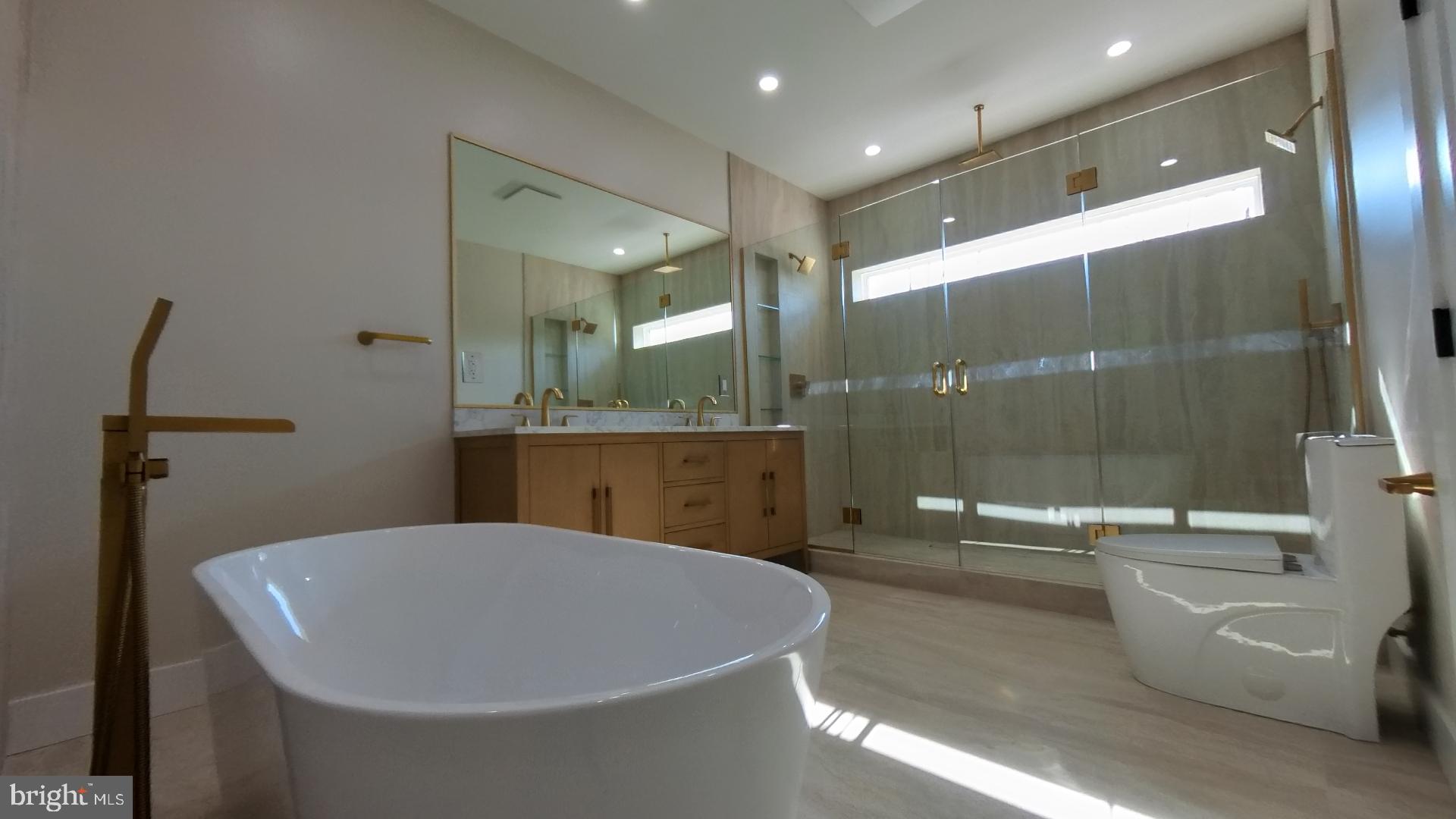 106 Maron Road Hatfield, PA 19440 - Photo 19 of 37 Elegant spa-like bathroom retreat.