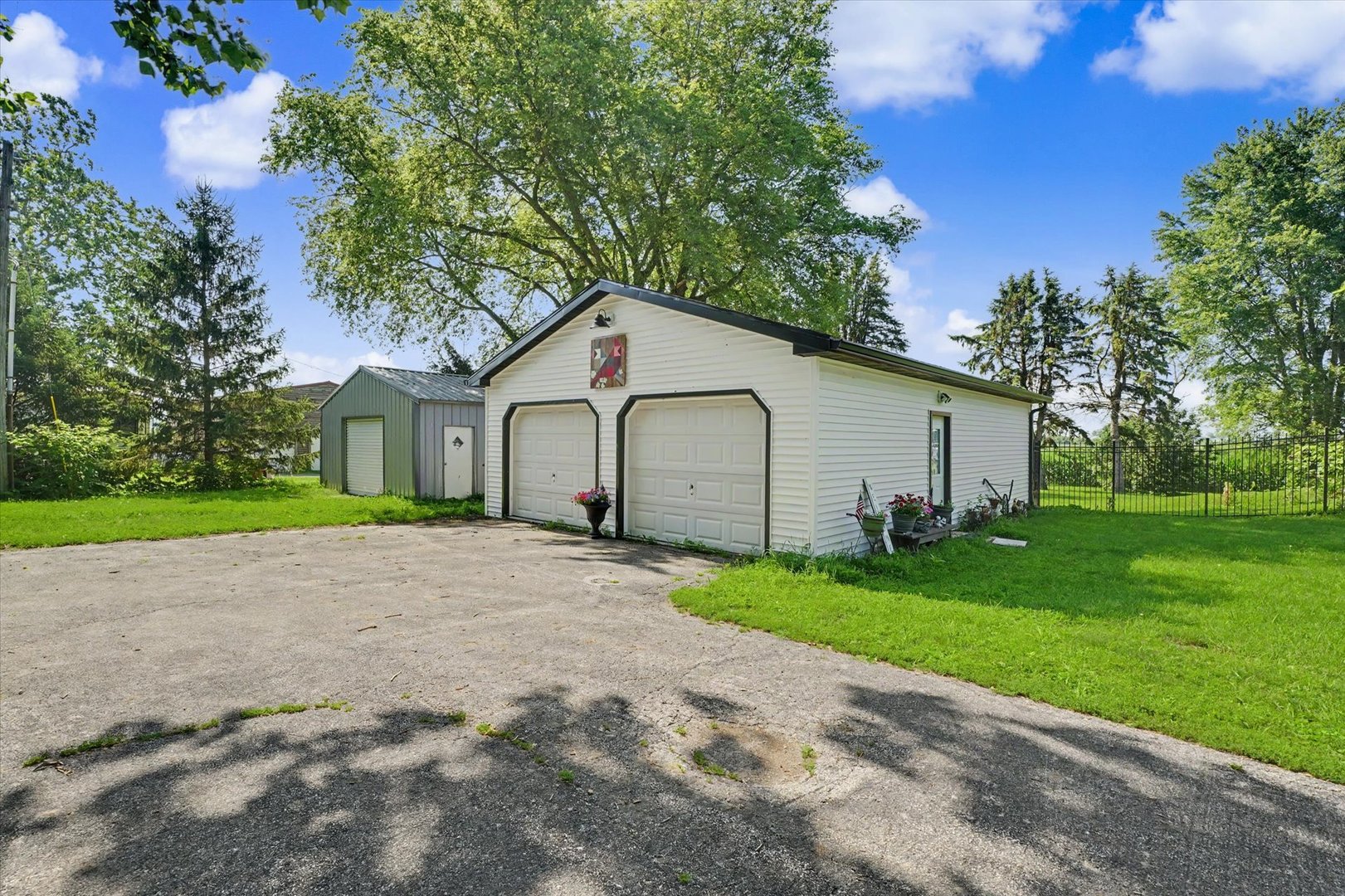 1413 East 2950 North Road Mahomet, IL 61853 - Photo 45 of 51
