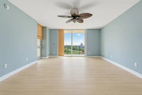 $999,000 | 550 Okeechobee Boulevard, Unit 623, West Palm Beach, FL 33401