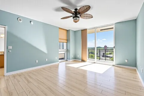 $999,000 | 550 Okeechobee Boulevard, Unit 623, West Palm Beach, FL 33401