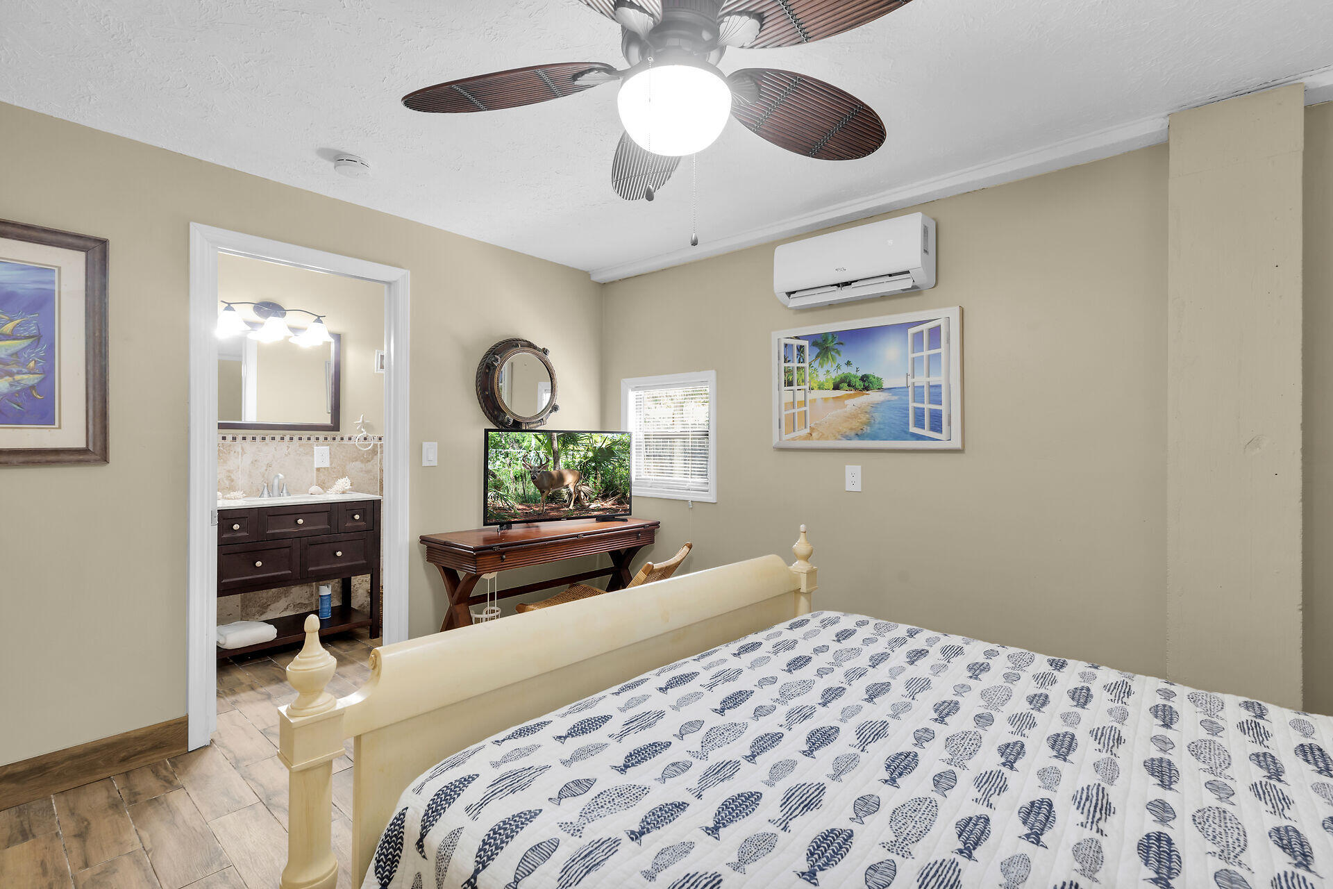 845 Pirates Road Summerland Key, FL 33042 - Photo 40 of 52 Guest bedroom/bathroom