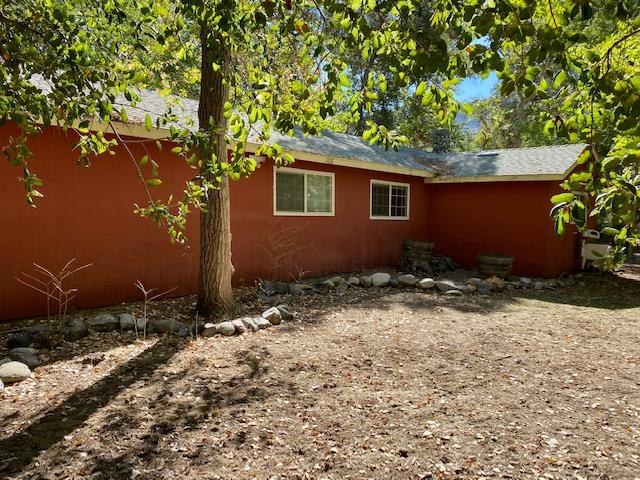 47575 Arroyo Seco Road, Unit 53 Greenfield, CA 93927 - Photo 15 of 21 a backyard of a house with lots of green space