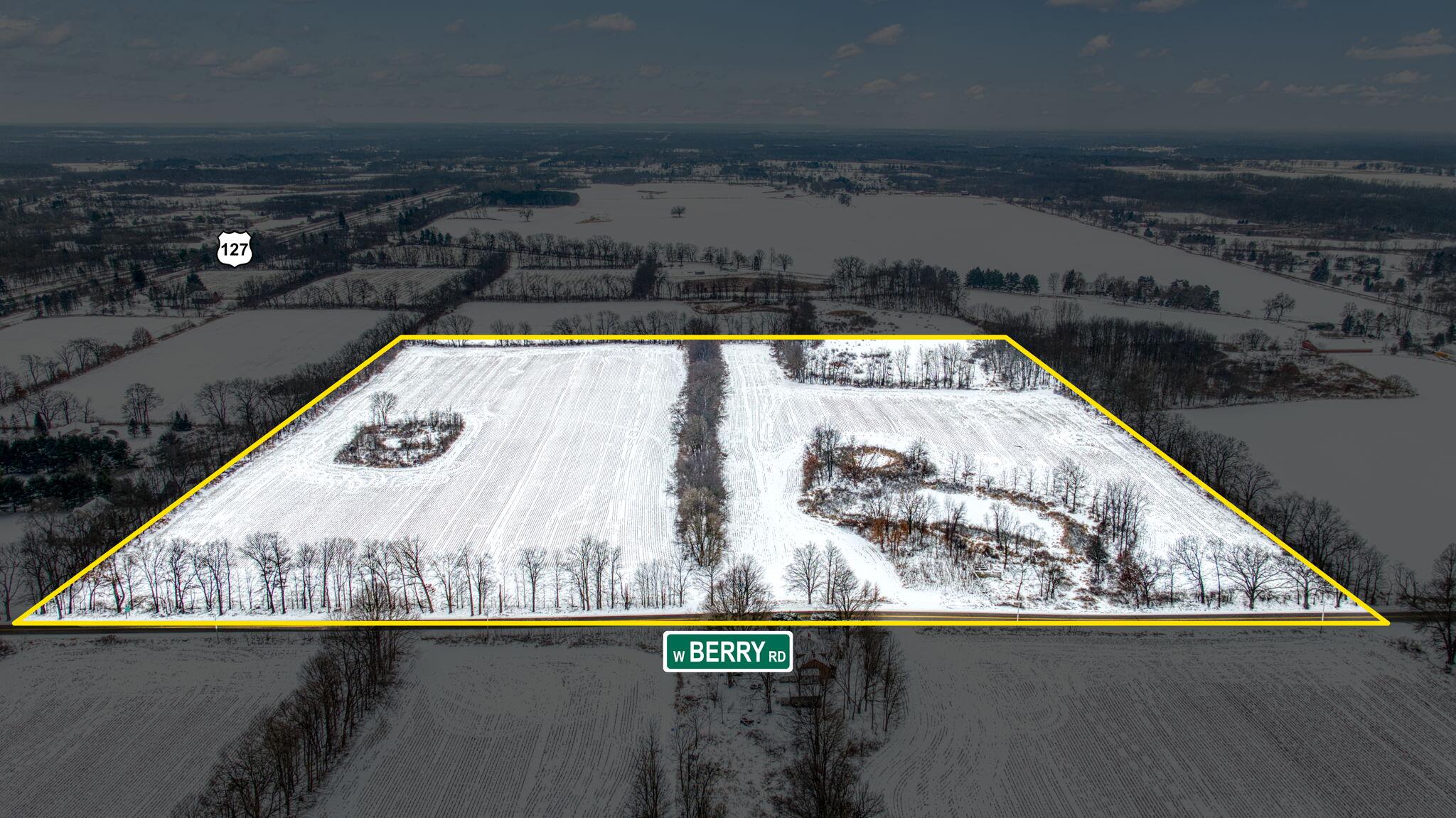40 West Berry Road Jackson, MI 49201 - Photo 1 of 20 1-web-or-mls-DJI_0540_HDR LINES