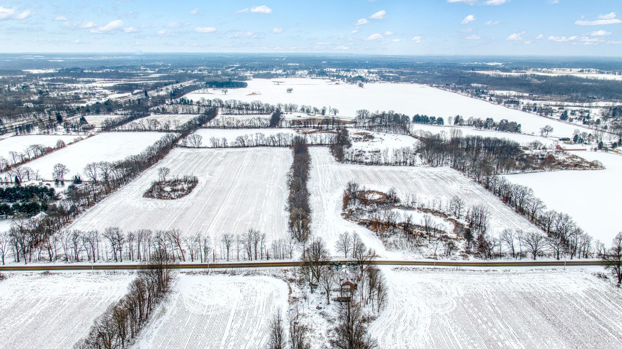 40 West Berry Road Jackson, MI 49201 - Photo 2 of 20 2-web-or-mls-DJI_0540_HDR