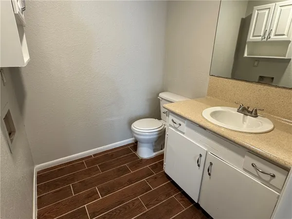 $1,095 | 4109 Elvira Drive, Unit B, Corpus Christi, TX 78416