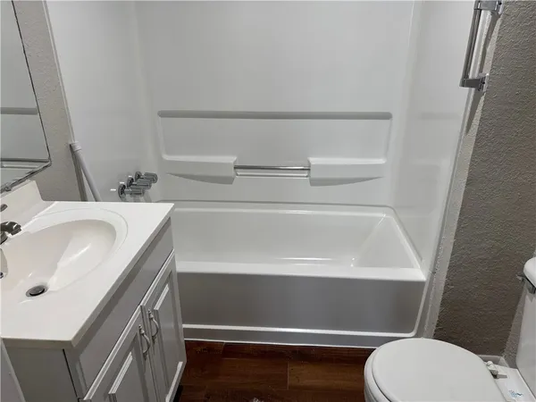 $1,095 | 4109 Elvira Drive, Unit B, Corpus Christi, TX 78416