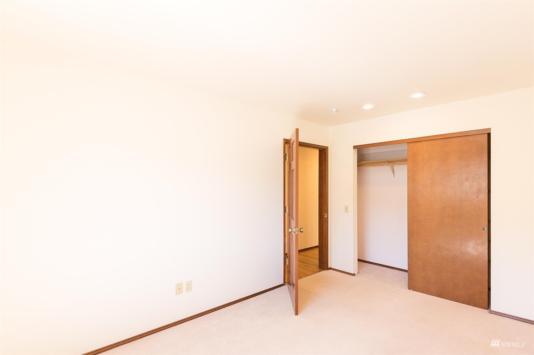 308 Eunice Street Sequim, WA 98382 - Photo 30 of 38 a view of a room with a hallway