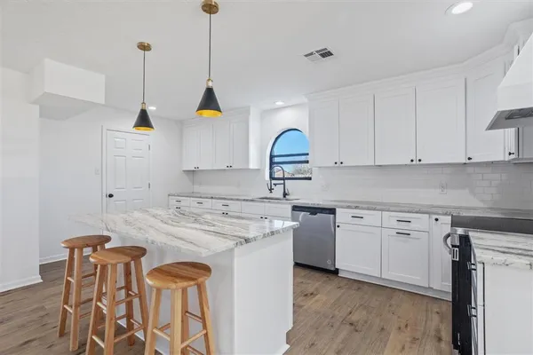 $3,500 | 1410 Erika Drive, Iowa, LA 70647