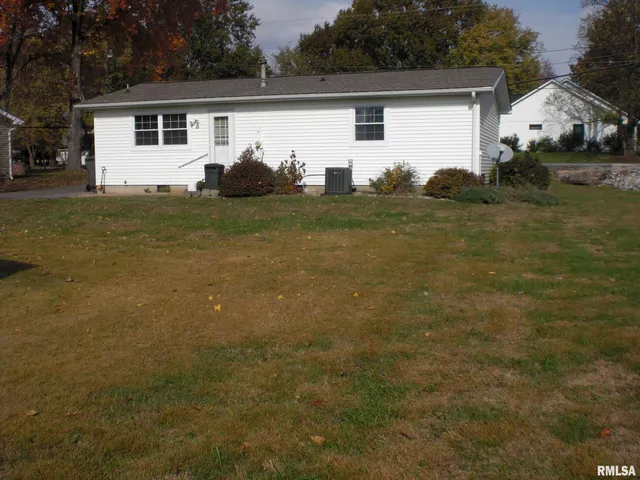 $87,000 | 1109 Marion Street, Carterville, IL 62918