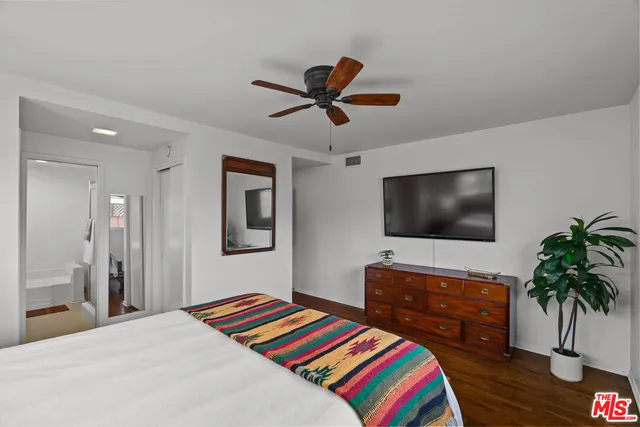 $890,000 | 6859 Langdon Avenue, Van Nuys, CA 91406