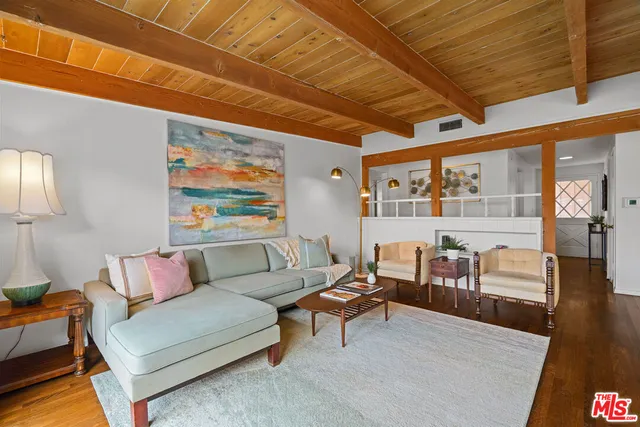 $890,000 | 6859 Langdon Avenue, Van Nuys, CA 91406