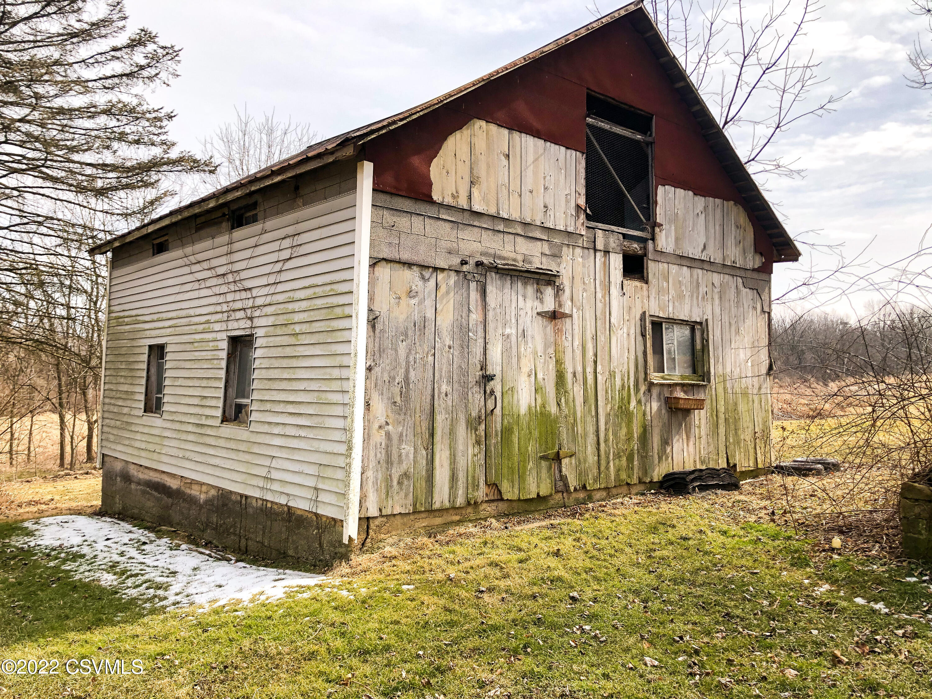7439 County Line Road Winfield, PA 17889 - Photo 11 of 54 Gallery Image 11