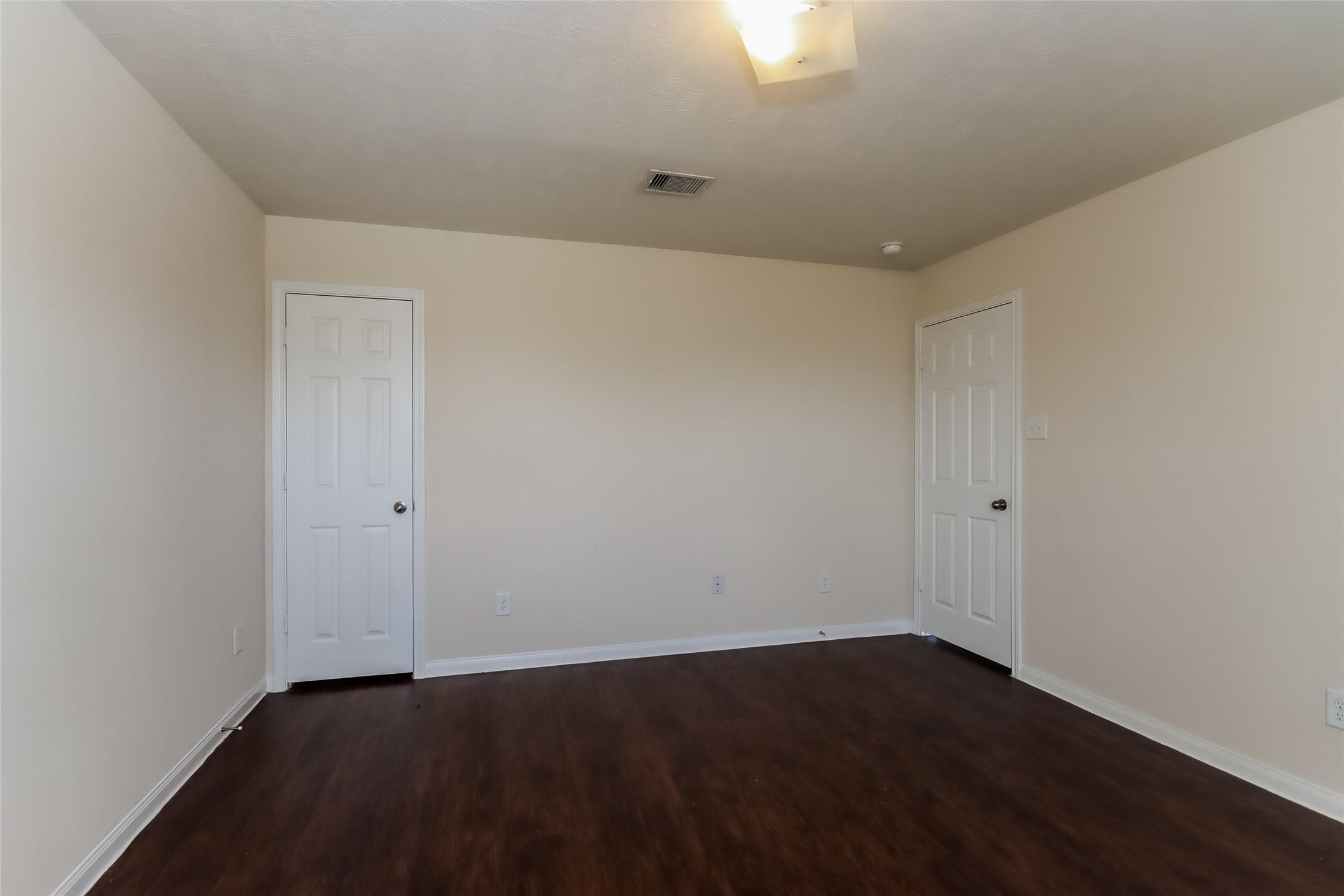 2411 High Island Way Houston, TX 77073 - Photo 11 of 13 a view of an empty room