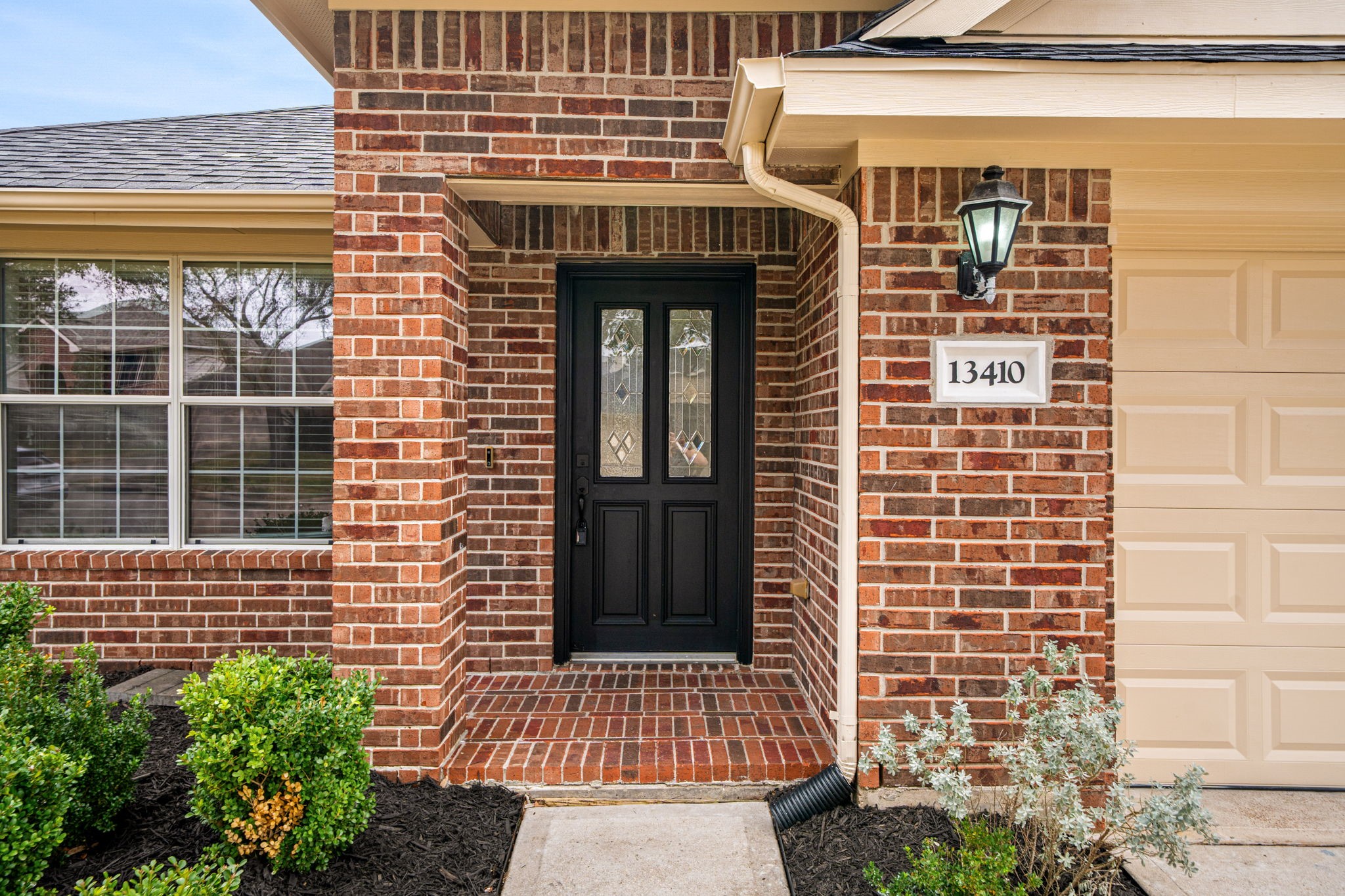 13410 Baron Hill Lane Rosharon, TX 77583 - Photo 6 of 40