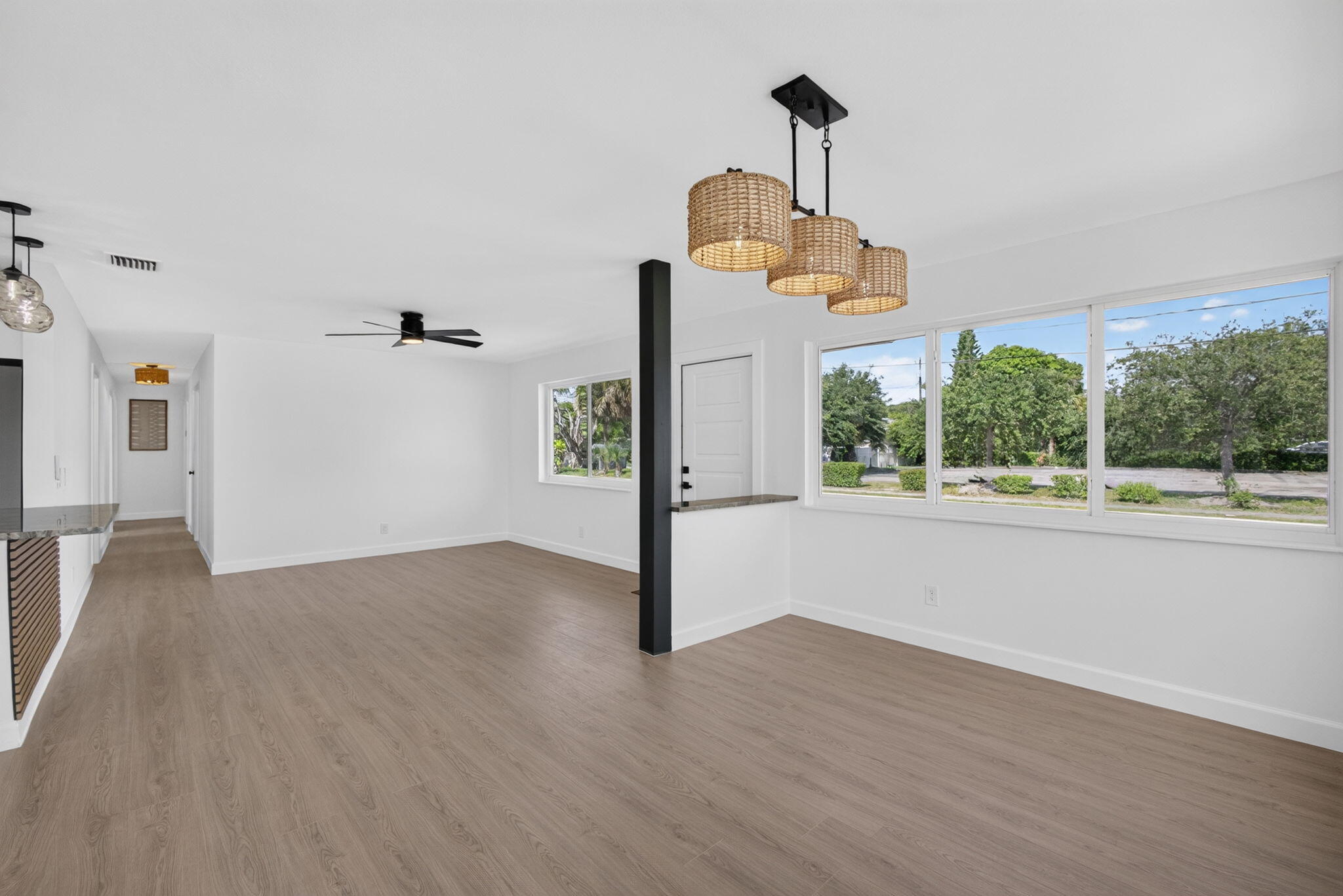 665 West 7th Street Riviera Beach, FL 33404 - Photo 13 of 62 14-web-or-mls-5D1A9226