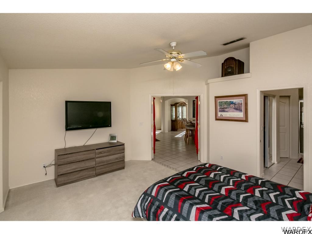 1925 Ranchito Drive Lake Havasu City, AZ 86404 - Photo 17 of 36
