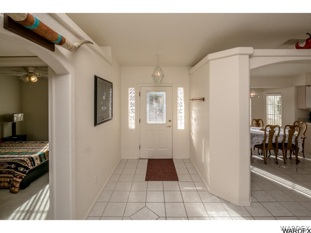 1925 Ranchito Drive Lake Havasu City, AZ 86404 - Photo 4 of 36