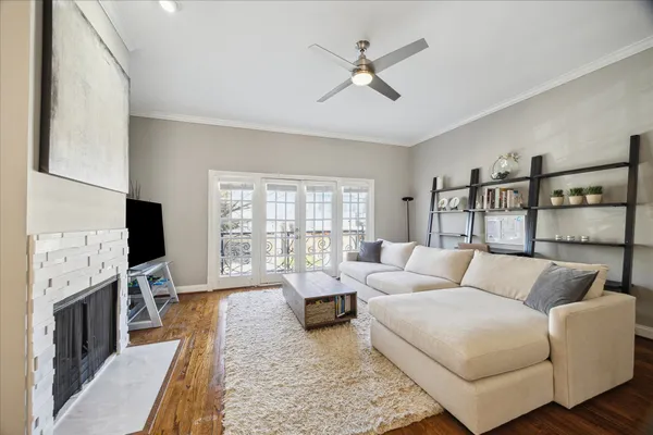 $649,000 | 2413 Kingston Street, Houston, TX 77019