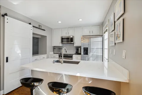 $649,000 | 2413 Kingston Street, Houston, TX 77019