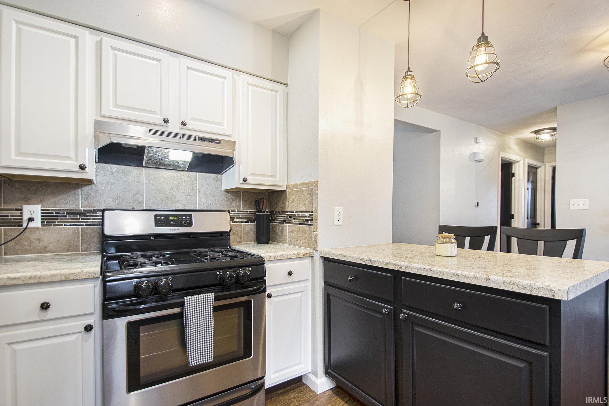 10388 Anderson Road Granger, IN 46530 - Photo 11 of 26 Gallery Image 11