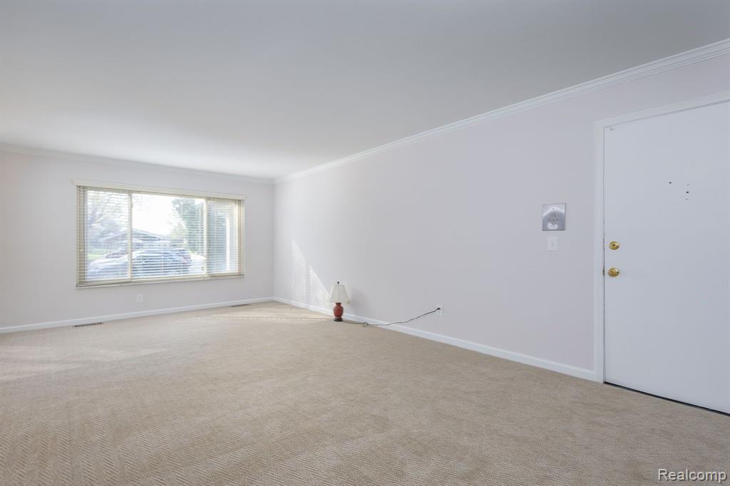 928 North Adams Road, Unit 2 Birmingham, MI 48009 - Photo 20 of 23