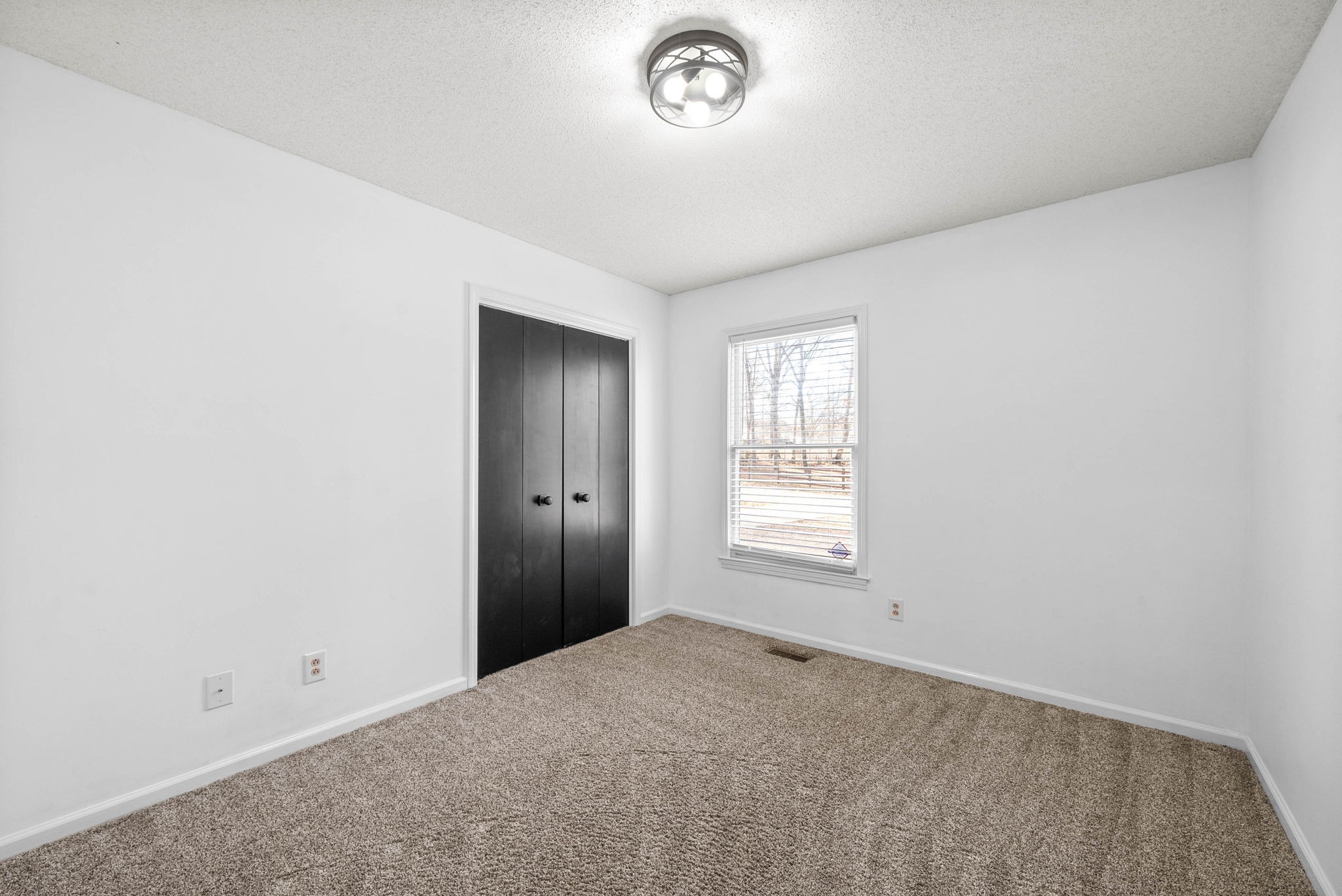 1875 Needmore Road Clarksville, TN 37042 - Photo 19 of 32