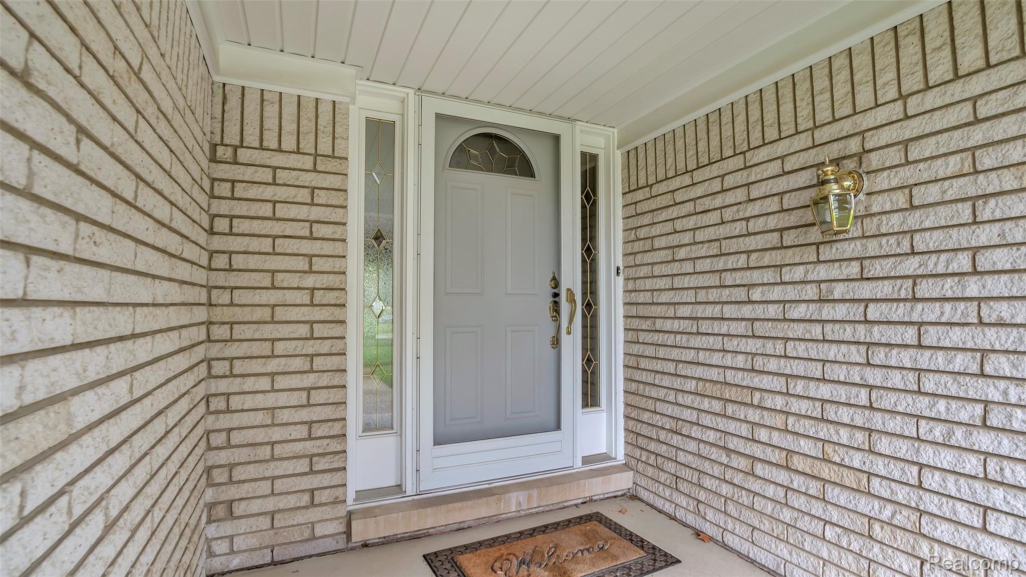 22728 Meadowbrook Road Novi, MI 48375 - Photo 5 of 34 22728-Meadowbrook-Rd-Novi-MI-48375-windowstill-5.jpg