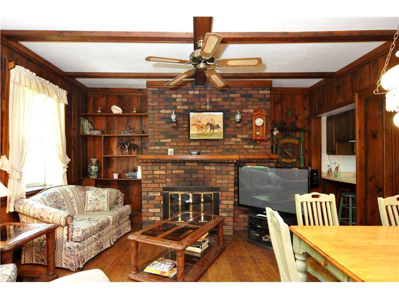 656 Frankfort Road Monaca, PA 15061 - Photo 8 of 22 Family Room. Perfect Spot for Dining or Relaxing
