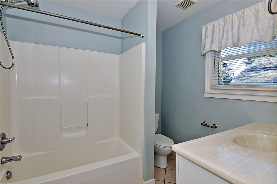 726 Saluda Dam Road Easley, SC 29640 - Photo 19 of 40