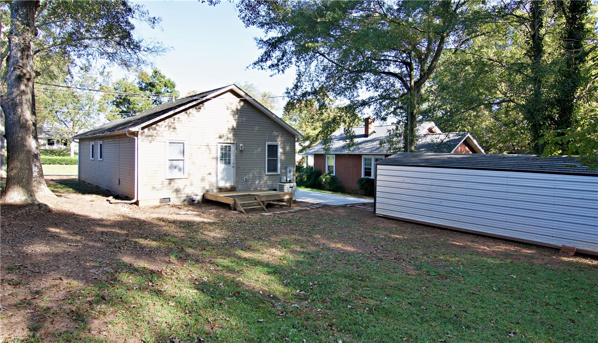 726 Saluda Dam Road Easley, SC 29640 - Photo 28 of 40