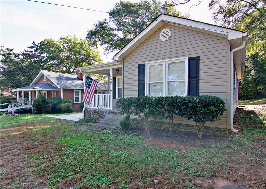 726 Saluda Dam Road Easley, SC 29640 - Photo 3 of 40