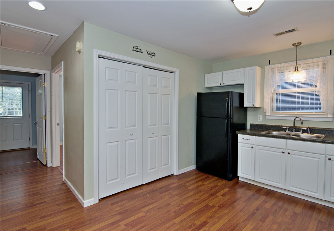 726 Saluda Dam Road Easley, SC 29640 - Photo 9 of 40