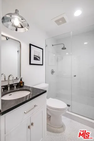 $4,350,000 | 24049 Chestnut Way, Calabasas, CA 91302