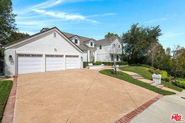 $4,350,000 | 24049 Chestnut Way, Calabasas, CA 91302