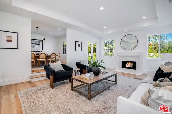 $4,350,000 | 24049 Chestnut Way, Calabasas, CA 91302