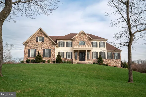 $1,699,900 | 1036 Azlen Lane, Chalfont, PA 18914
